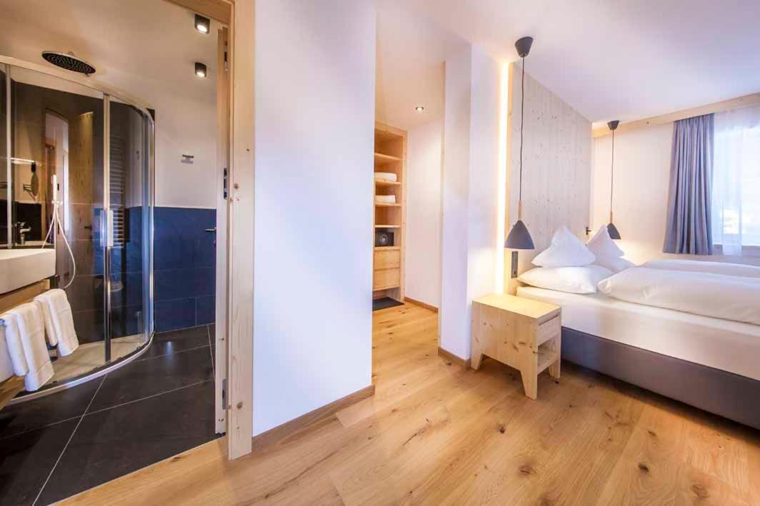 Hotel Garni Broi - Charme & Relax Σέλβα ντι Βαλ Γκαρντένα Εξωτερικό φωτογραφία